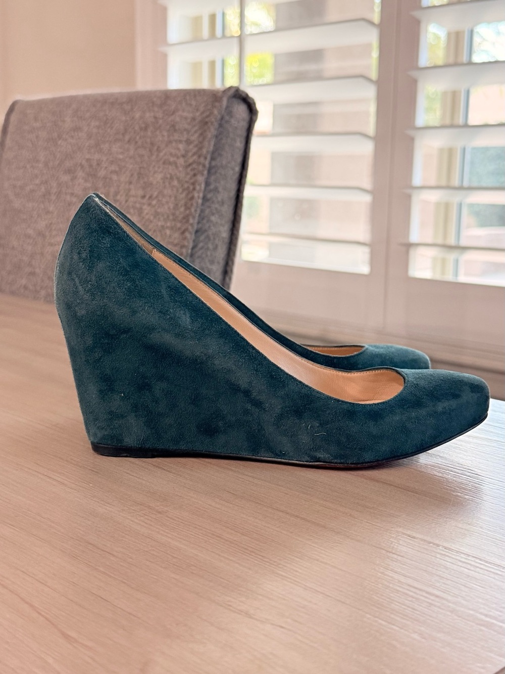 Christian Louboutin Suede Teal Wedge Pumps – EU 38.5 - Picture 6 of 8